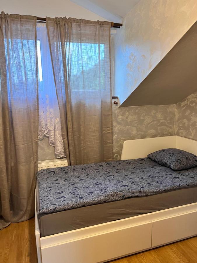 Hostel Homies Inn Celiny  المظهر الخارجي الصورة