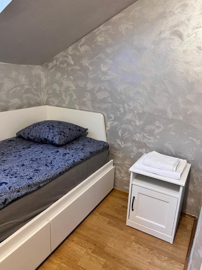 Hostel Homies Inn Celiny  المظهر الخارجي الصورة
