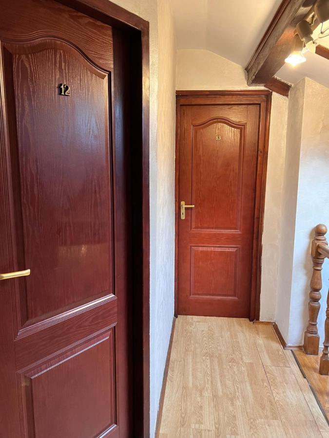 Hostel Homies Inn Celiny  المظهر الخارجي الصورة