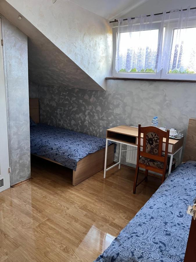 Hostel Homies Inn Celiny  المظهر الخارجي الصورة